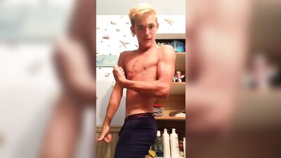 Straight from the Gym, Muscle Boy Action!