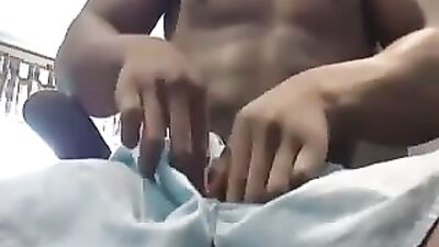 Amateuring Big Cocks Black Tricking