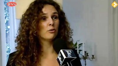 Bareback on Live Broadcast: Amateur Straight Male Friends Get Nude in Public