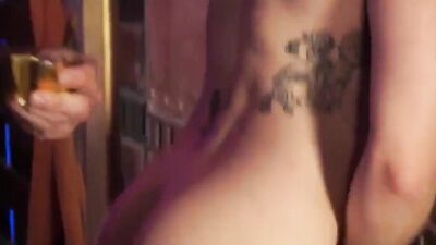 Gym-Going Trophy Boy Takes His First Anal Action with a Hot Amateur Guy in the Bedroom