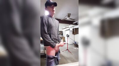 Two Dudes Make Out and Jerk Off Together, Right in Front of Each Other!