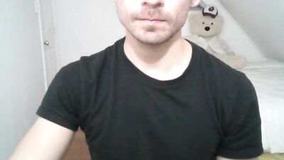 Amateur Solo Webcam: Sexy Guy Cumming