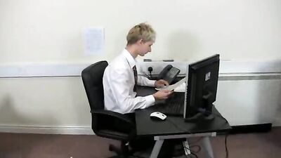 Hard & Fast - Twinky Bareback Action!