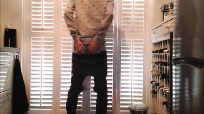 The Ultimate Guide to Lifting Your Boxers with No Sagging