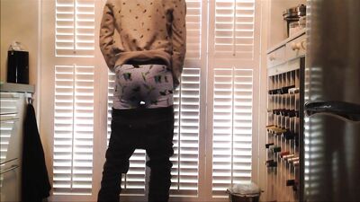 The Ultimate Guide to Lifting Your Boxers with No Sagging