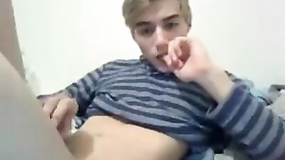 Watch Brooklyn boy with big cock playing with his toy, while he sucks and fucks his own ass in a solo webcam show