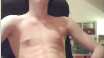 Amateur Shaved Solo Cam Wanker