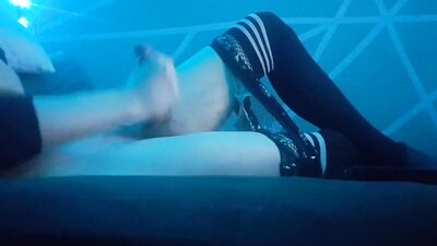 Tired Femboy jerks off before bed