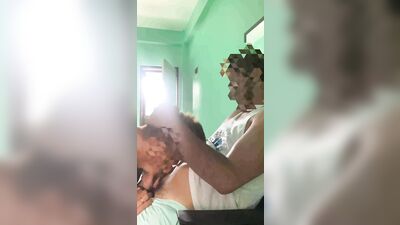 Nagpakain si Daddy saakin