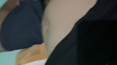 Sinubukan kung Hawakan ang titi ni Daddy