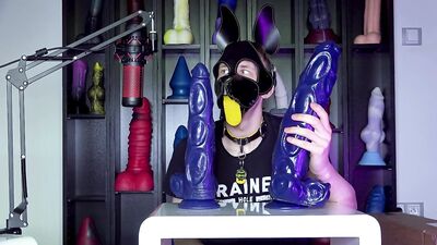 DILDO UNBOXING: LUCA XL - crackstuffers