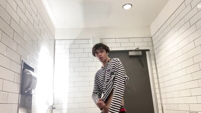 Gay Teen Model Masturbates Inside Walmarts Public Restroom!