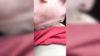 Toned twink Rowan gives Sophie Harper head in the car