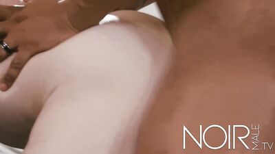 The Cock Is So Fat, I Can't Even Close My Hand