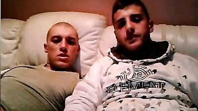 Gay Twinks Playing with Straight Friends Cocks - Amateur Web-Cam Porn