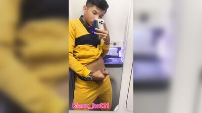 I mastube in the plane bath and exploded my milk