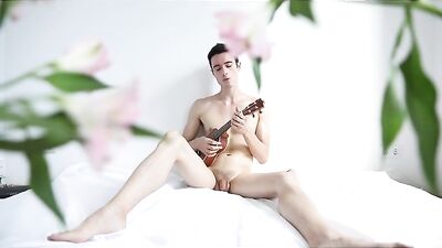 SAHUESO - Can't Help Falling in Love