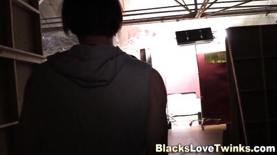 Twink Facialized By Bbc