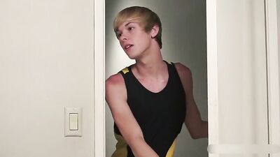 Scottys Hang Time Fuck-Fest Gay Porn Video