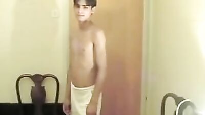 Young Candys Amateur Handjob and Cum Shots: A Gay Porn Video Delight!