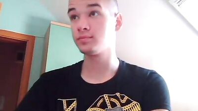 The Thirteen Amateur Cum Shots Handjob - A Gay Porn Video