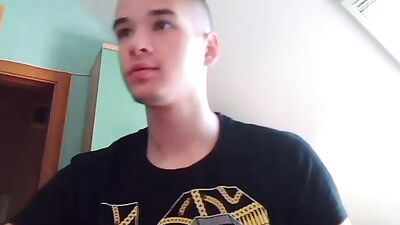 The Thirteen Amateur Cum Shots Handjob - A Gay Porn Video