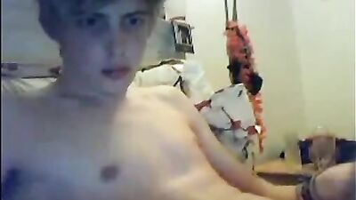 Blond webcam twink: Exposed in the chat room OR Web-Cam Web Twink: Blonds live show