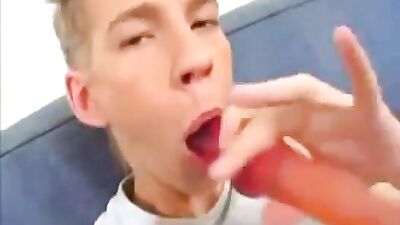 Gay Oral Webcam Action with Oliver Strelly and Filip!