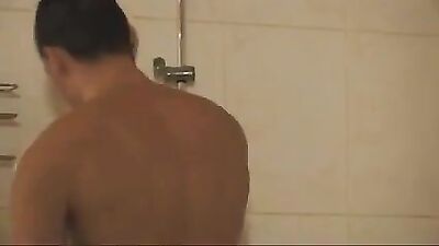 Shower Oral Feeding: The Ultimate Gay Porn Experience!