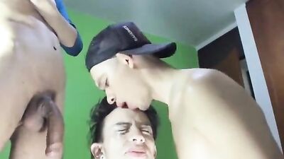 Gay Porn Web-Cam Fun: Cummy 4-Way Boys Amateur Bareback Twinks