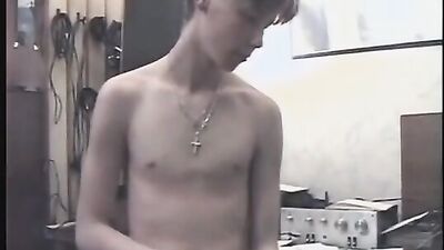 Classic Solo 19 Vintage: A Journey into Gay Porns Past!