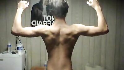 Flexing Muscle Boys: Hot Guys Explosive Solo Show!