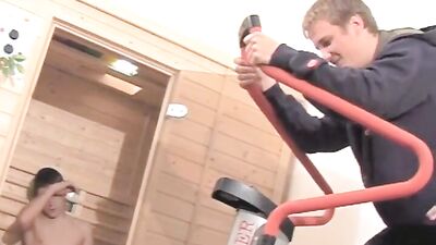 Unleashed: Alexey & Leons Wild Bareback Passion