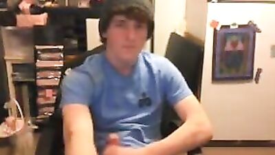 Hands On Experience: A Gay Amateur Porn Video