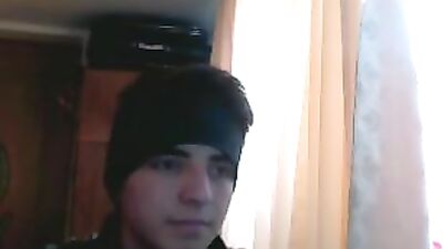 Hands-on Education: Amateur Handjob Lessons with CAM