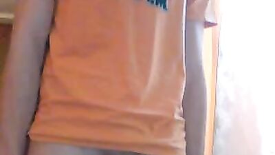 Hands-on Education: Amateur Handjob Lessons with CAM