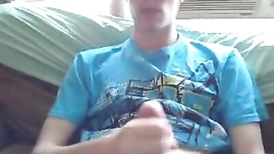 Young Bliss: Blue Boys Handjob Delight!