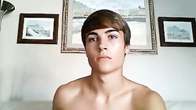 Ass Show Off: Cumming in Front of the Cam!