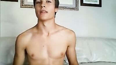 Ass Show Off: Cumming in Front of the Cam!