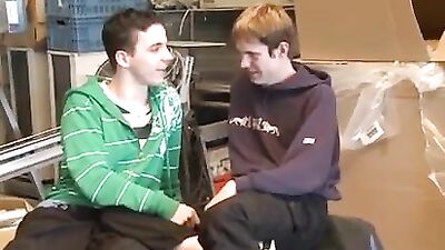 Fist Twinks: Hardcore Action Bareback Fucking!