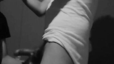 Facial Frenzy: Cocksucking Twinks Oral Expertise!