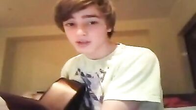 Guitar Teen Cum Shots Fun Solo: A Gay Porn Video to Remember!