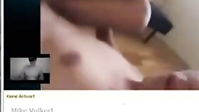 Self-Sucking Oral Web Cam Cumming Solo: A Gay Porn Video Full Of Hot Action!