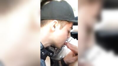 Asian Web-Cam Sucky sucky in car: Amature boys go wild!