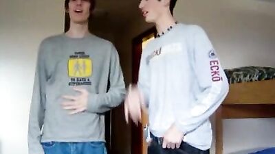 Gay Porn Workout: Amateur Music Fun