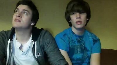 Gay Couples Sweet Handjob Adventure: Amateur Oral Delights!