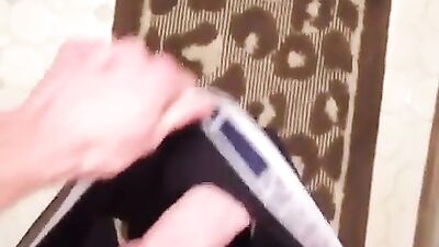 Handjob Hunt - A Magnificent Amateur Cum Shot Adventure!