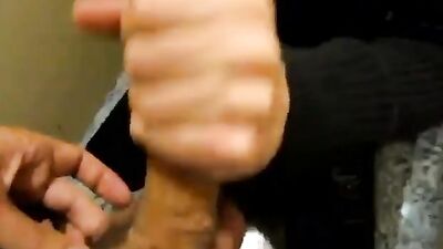 Gay Porn: Amateur Blowjob Cum Shots Handjob - Explore the passion with your friend!