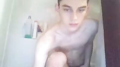 Big Eyes Wank: Web-Cam Ass Play Handjob Redux!