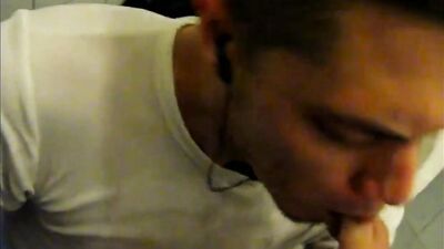 Young and Hungry - A XXX Adventure (Gay Porn)